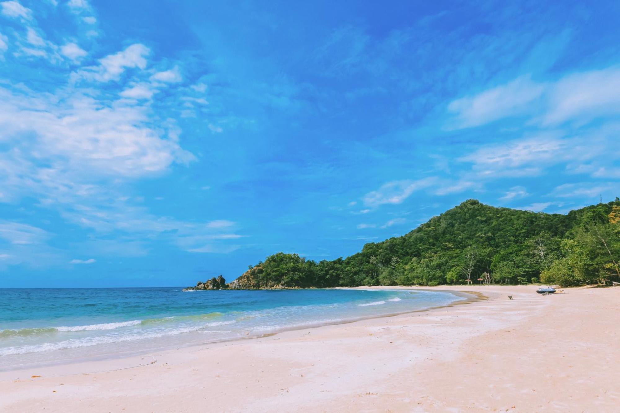 Dolphin Bay Island Resort Kota Belud Kültér fotó