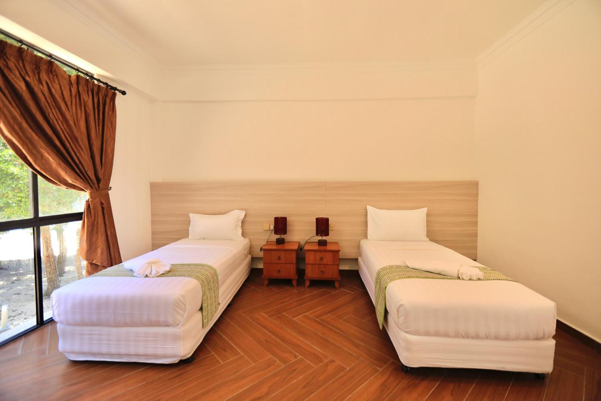 Dolphin Bay Island Resort Kota Belud Kültér fotó